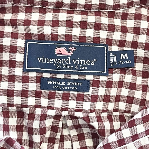 Snazzy Vineyard Vines cotton gingham button down! - Picture 7 of 8